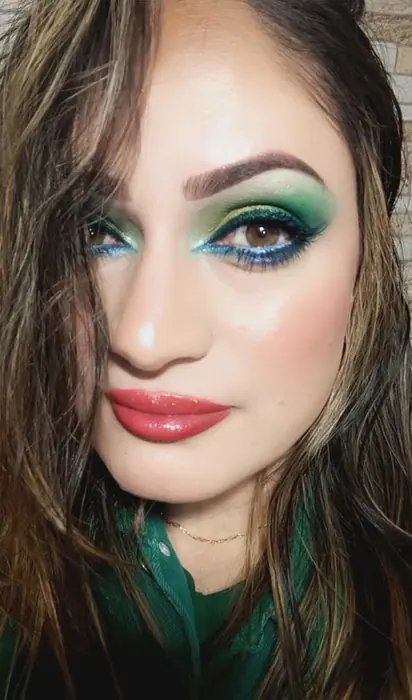 Maquiagem verde e amarela para evento tem&aacute;tico